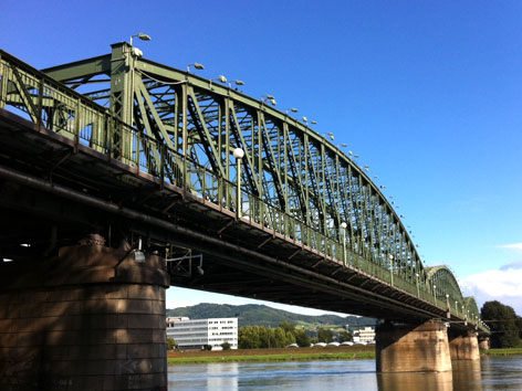 Eisenbahnbrücke Linz, Donau
