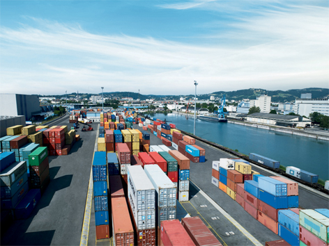 Hafen Linz Container