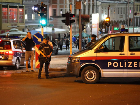 Polizei Linz Einsatz Alarm Hauptplatz