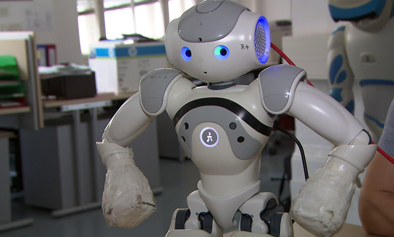 Roboter, "Künstliche Intelligenz"