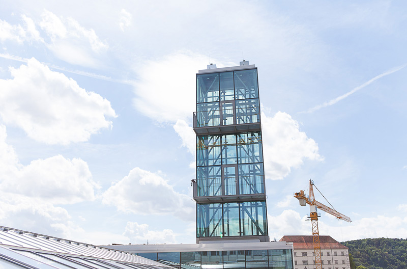 Gläserner Lift, Kunstuniversität Linz